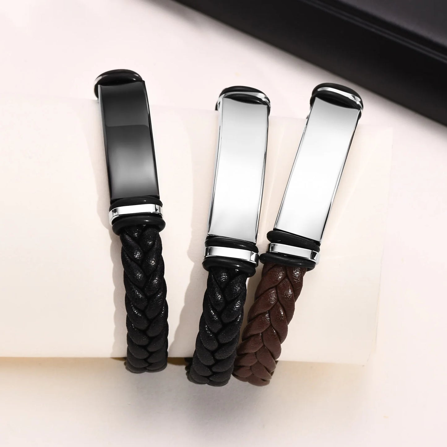 Bracelets cuir Homme "WRITE ME"