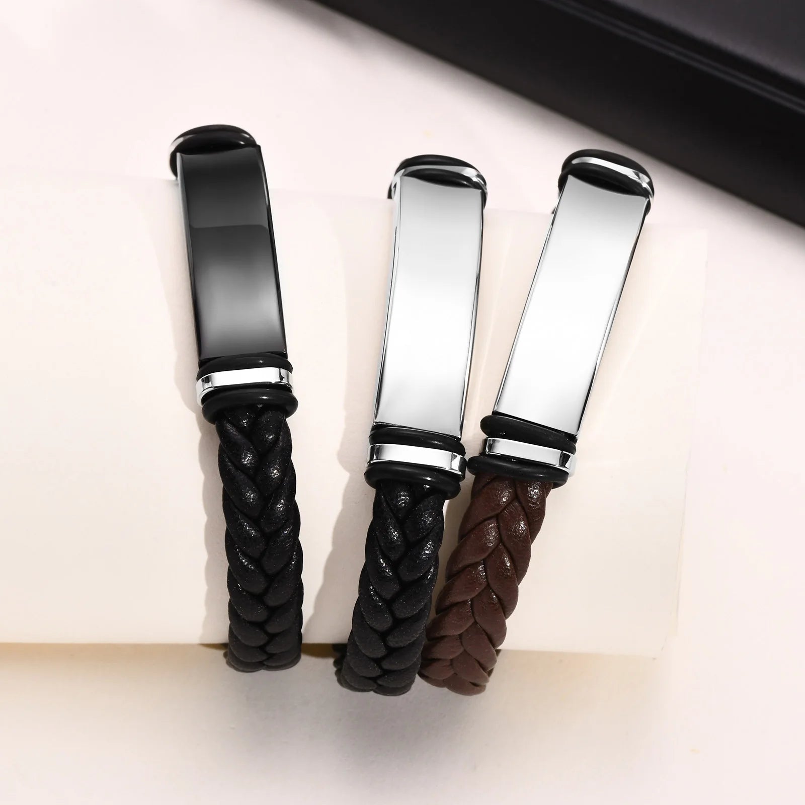 Bracelets cuir Homme "WRITE ME"