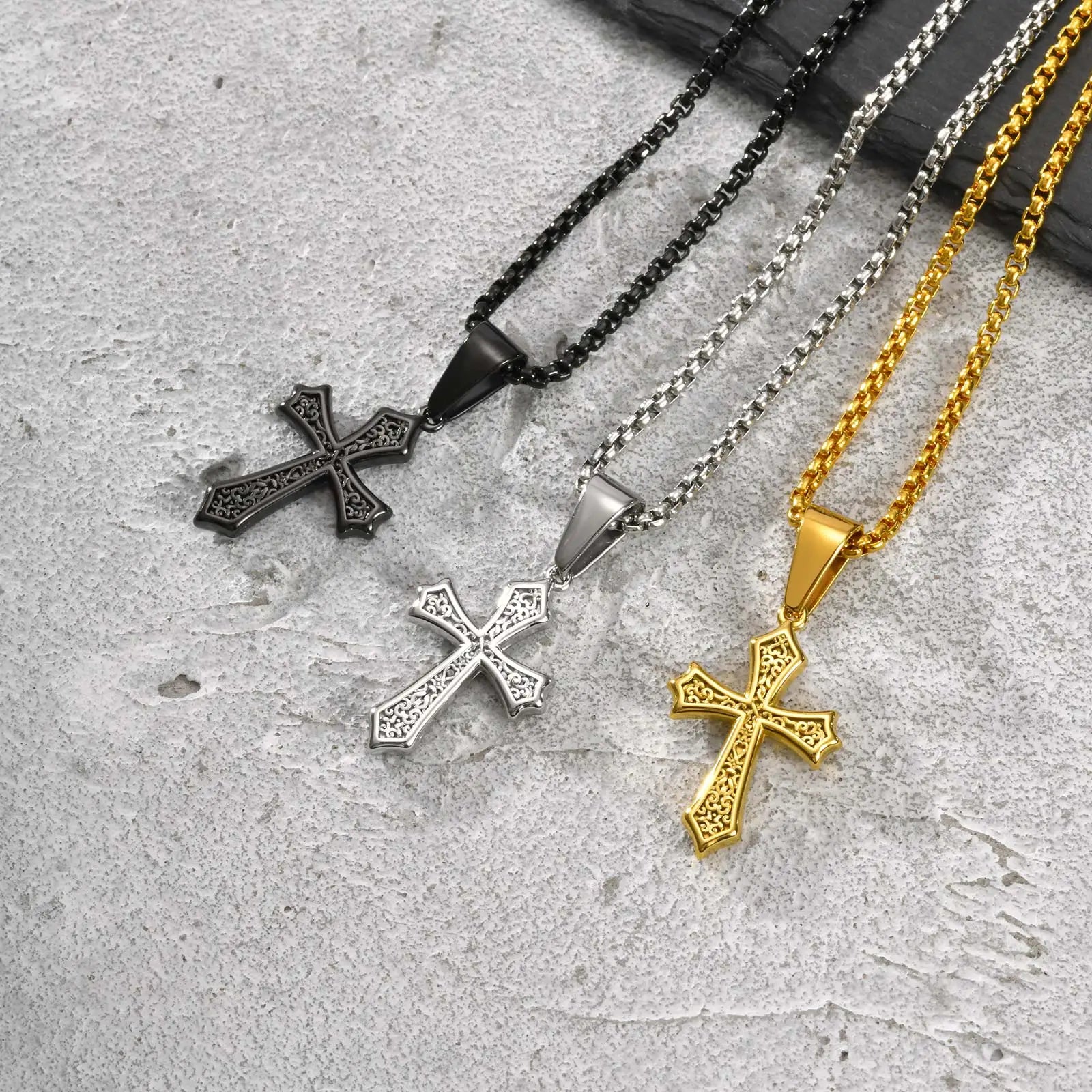 Chaine PENDENTIF croix pour hommes