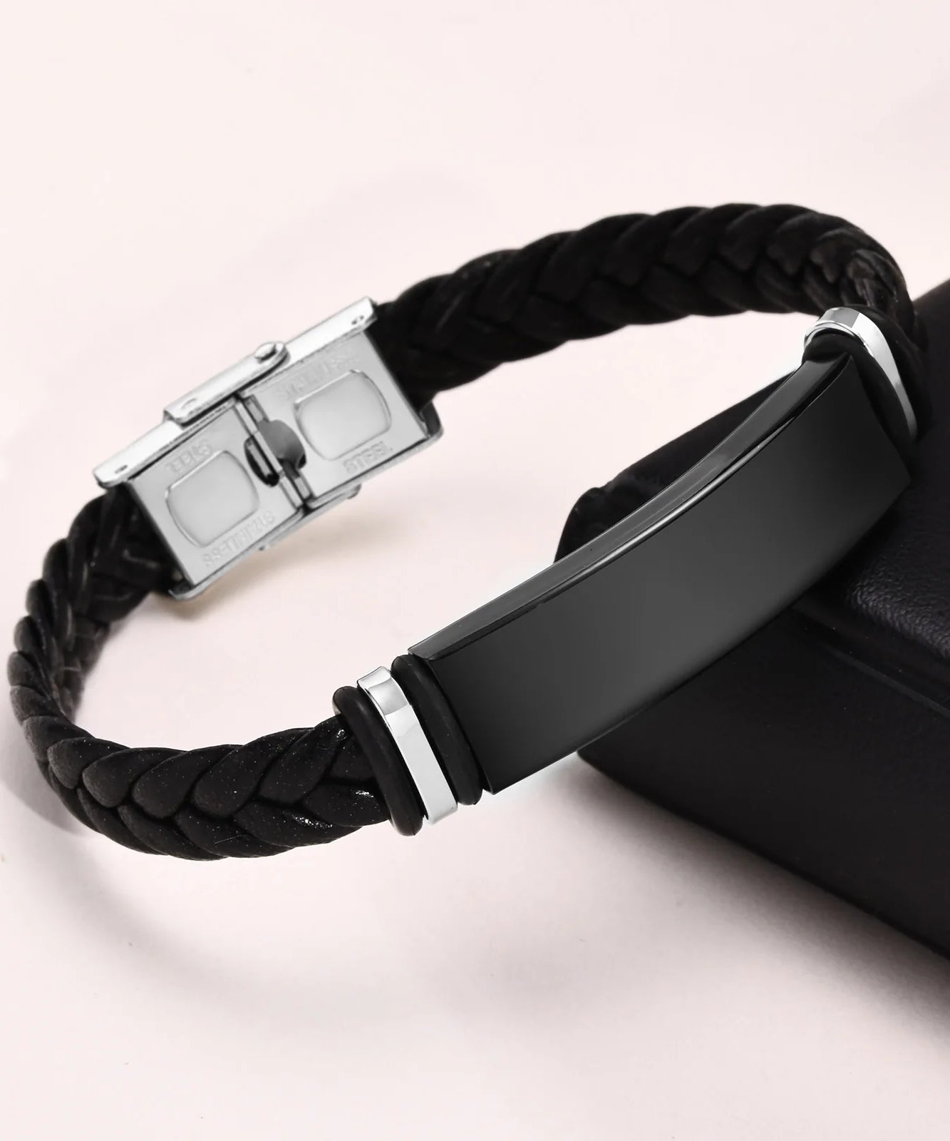 Bracelets cuir Homme "WRITE ME"